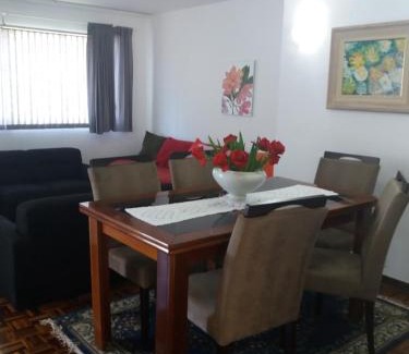 Sao Braz Casa | Casa com garagem em condomínio