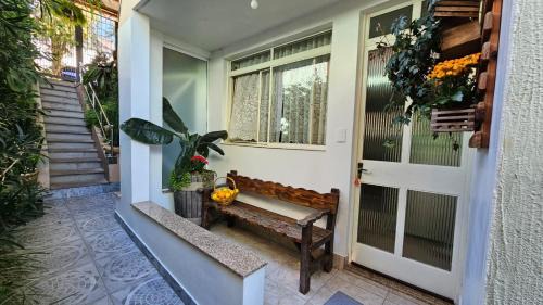 Fenavinho Casa | Casa com Lareira e Ar Condicionado Bem Localizada