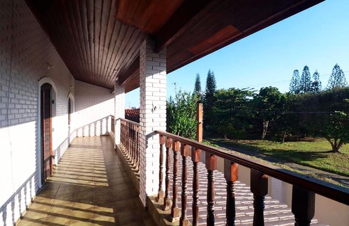 Jardim Imperador Casa | Casa com lazer a 500 metros da praia em Peruibe