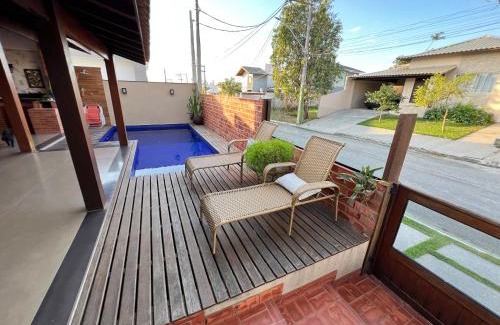 Sao Pedro da Aldeia Villa | Casa com Piscina, Churrasqueira e Garagem Privativa