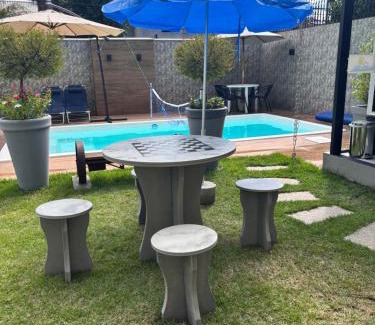 Jardim Iate Clube Casa | Casa com piscina Balneário Camboriú CasaAlbertiBc