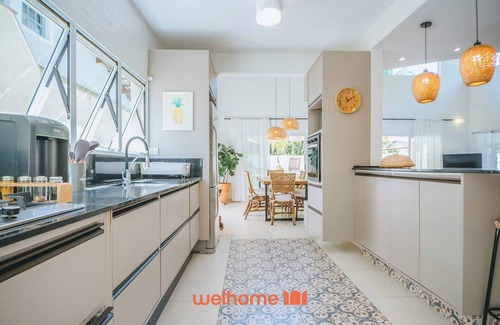 Pereque Casa | Casa com piscina a 5 minutos da praia no Guaruja
