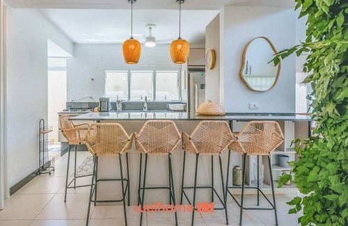 Pereque Casa | Casa com piscina a 5 minutos da praia no Guaruja
