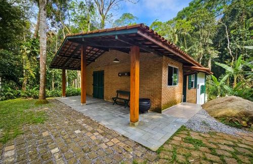 Praia da Fortaleza Casa | Casa com piscina a 500m da Praia Brava - Ubatuba