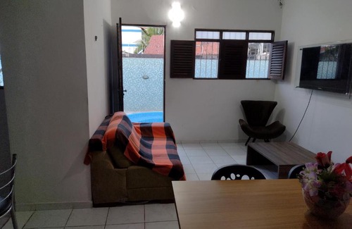 Manaira Casa | Casa com piscina confortável e perto de tudo