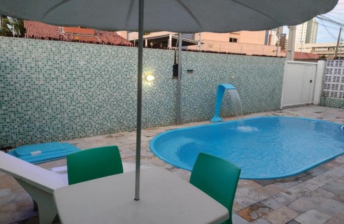 Manaira Casa | Casa com piscina confortável e perto de tudo