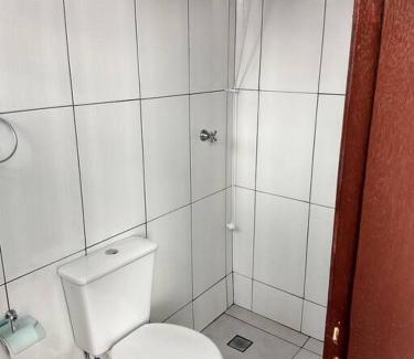 Matinhos Casa | Casa com piscina e ar condicionado condicionado