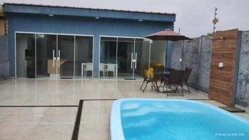 Jardim Mar e Ceu Casa | Casa com piscina e hidromassagem praia Enseada.