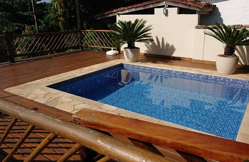 Veloso Casa | Casa com piscina e lazer completo em Ilhabela/SP