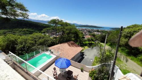 Porto Belo Casa | CASA COM PISCINA e VISTA PARA O MAR - Porto Belo-SC Bombinhas-SC