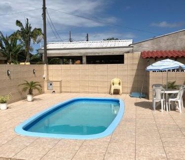 Guaratuba Casa | Casa com piscina em Guaratuba