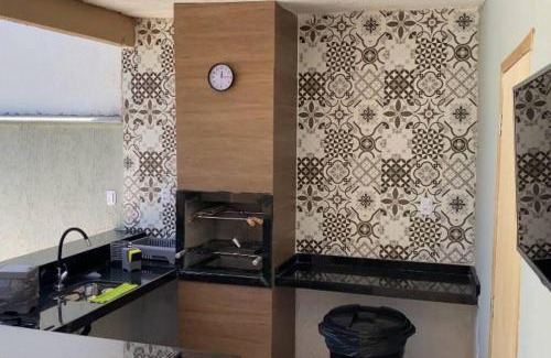 Cabo Frio Casa | Casa com piscina, grande e espaçosa no Condomínio dos Pássaros