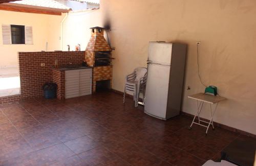 Balneario Mogiano Casa | Casa com piscina no litoral norte
