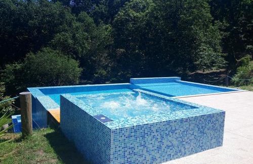 Parada de Bouro Casa | Casa com piscina privada e jacuzzi no Gerês