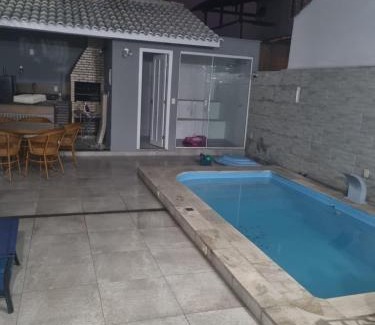 Cafuba Casa | Casa com piscina, sauna e churrasqueira em Piratininga