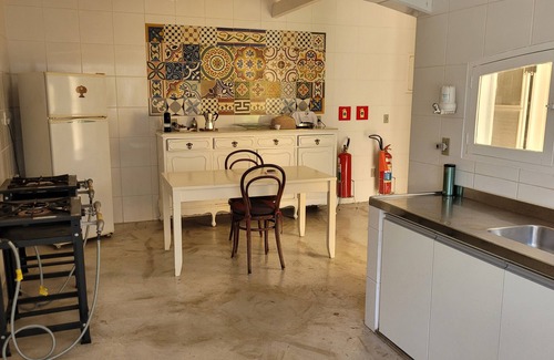Itatinga Cabaña | Casa com Praia Particular na Beira da Represa. Do Romântico ao Treino Esportivo