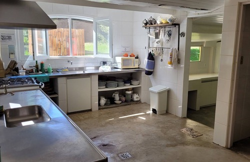 Itatinga Cabaña | Casa com Praia Particular na Beira da Represa. Do Romântico ao Treino Esportivo