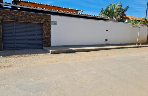 Sete Lagoas Casa | Casa com três quartos e piscina próximo Lagoa Boa Vista, Lagoa Paulino e centro de Sete Lagoas