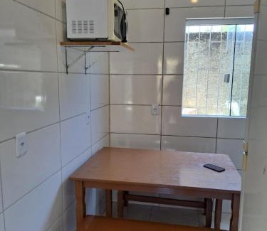 Rio Vermelho Norte Casa | Casa com trilha para praia 2 quartos com garagem privativa