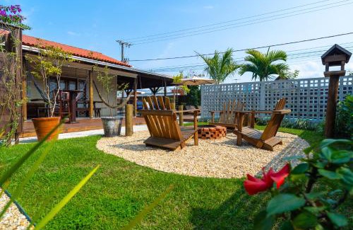 Barra Velha Casa | Casa com Varanda Incrível - Sinuca, Pepolim, Piscina, Praça de Fogo - Próximo ao Parque Beto Carrero World