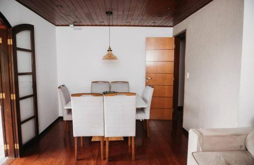 Araras Casa | Casa com Vista Deslumbrante