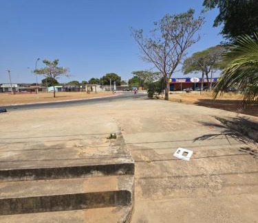 Aparecida de Goiania Casa | Casa completa dois quartos, com ar condicionado, churrasqueira, garagem