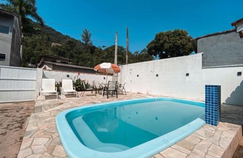 Folha Seca Casa | Casa completa com Piscina e Área de Churrasco