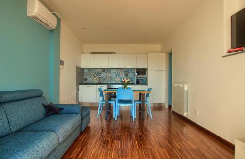 Bordighera Casa | Casa con 2 camere da letto,piscina jacuzzi AC wifi e bici elettriche