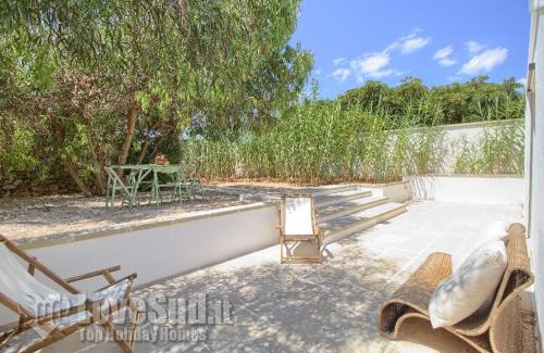 Torre Vado Casa | Casa con accesso diretto al mare by LoveSud