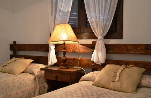 Montsonis Apartamento | Casa con chimenea - Casa Anina