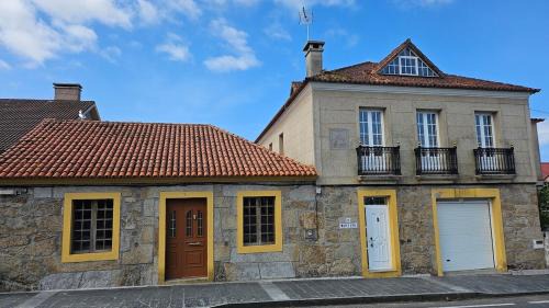 Vilanova Casa | Casa con encanto amplios jardines al lado de la playa