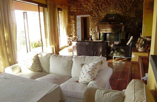 Guillena Casa | Casa con encanto frente al lago