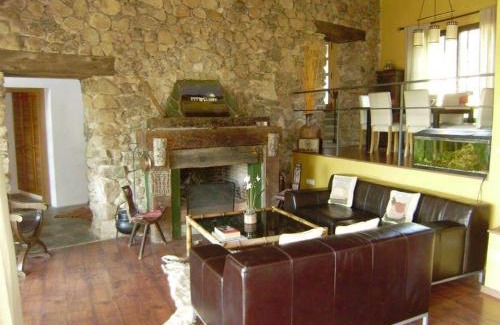 Guillena Casa | Casa con encanto frente al lago