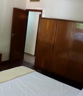 La Plata Apartamento | Casa con garage y patio - 6 personas - 26 y 45