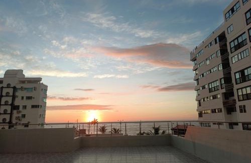 Bahía de Caráquez Casa | Casa con Habitaciones cerca de la playa