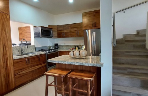 Fluvial Vallarta Casa | Casa con jacuzzi para 10 personas a 14min del malecón