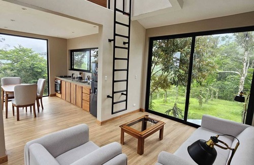 Pacuare Reserve Apartamento | Casa con Jardín de Pitahaya, para realizar teletrabajo en la naturaleza