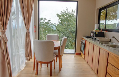 Pacuare Reserve Apartamento | Casa con Jardín de Pitahaya, para realizar teletrabajo en la naturaleza