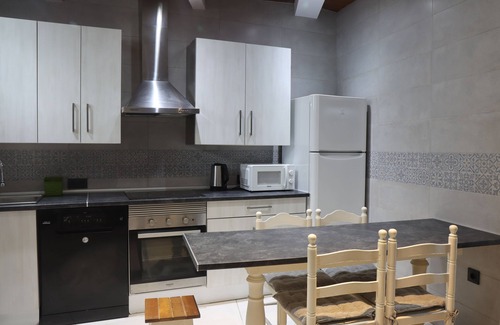 O Grove Casa | Casa con jardín y asador privado.