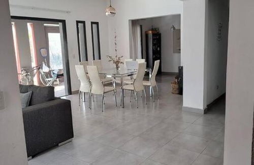 Villa Allende Villa | Casa con Pileta , en Terrazas de Villa Allende