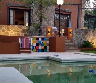 Río Ceballos Casa | Casa con pileta y quincho en sierras chicas