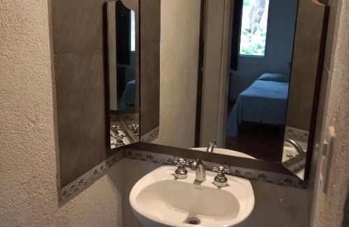 Valle de Anisacate Casa | Casa con piscina en entorno muy verde