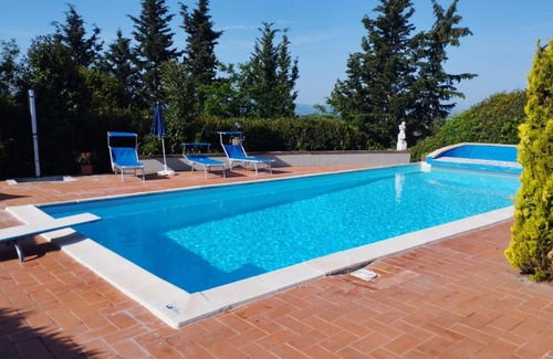 Montespertoli Apartamento | casa con piscina e tennis