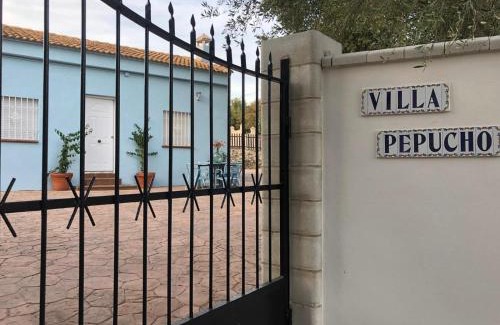 Almodovar del Río Villa | Casa con piscina de agua salada Villa Pepucho 2