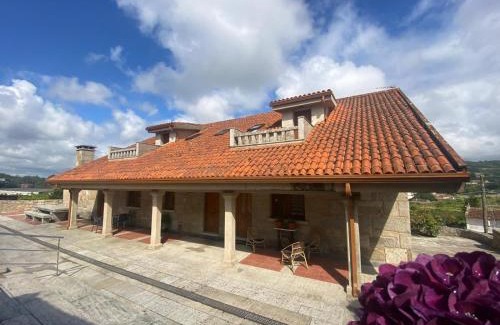 Vilanova de Arousa Apartamento | Casa con piscina y barbacoa · Casa O vincular by Easy Life Rent