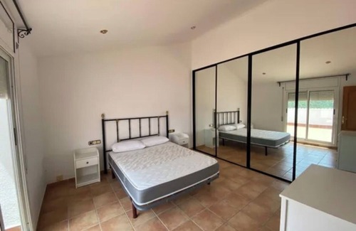 Vidreres Chalet De Esquí | Casa con Piscina y Cocina Exterior, Lloret de Mar