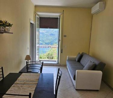 Genzano di Roma Apartamento | Casa con vista su Lago di Nemi