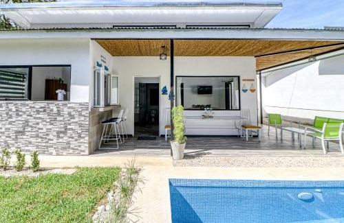 Puerto Carrillo Casa | Casa Conchas