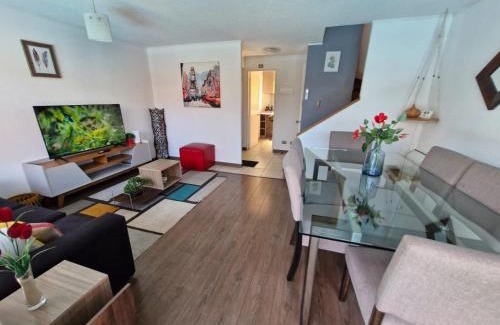 Los Angeles Casa | CASA CONDOMINIO CON PISCINA 5Personas 3Dormitorios 2Baños
