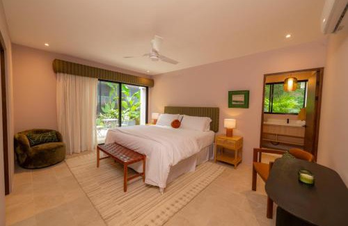 Manzanillo Villa | Casa Contento - luxury 3bdr home near Santa Teresa